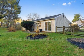 136 Brookfield Ct in Downingtown, PA - Building Photo - Building Photo