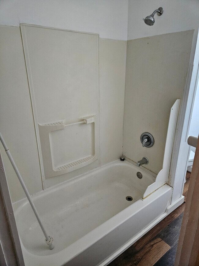 38 W Stewart St in Washington, NJ - Building Photo - Building Photo