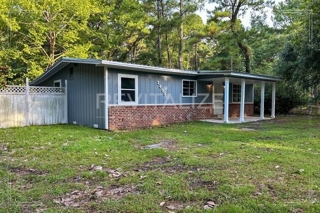 3408 Alba Club Rd in Mobile, AL - Building Photo - Building Photo