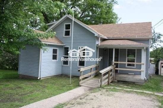 property at 415 4th St W