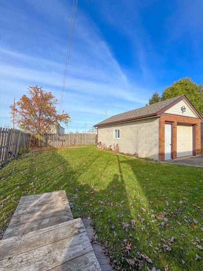 10 Fourth St in Welland, ON - Building Photo - Building Photo