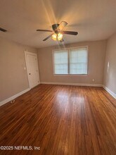 2752 Herschel St in Jacksonville, FL - Foto de edificio - Building Photo