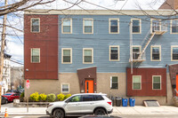 102 Colgate St in Jersey City, NJ - Building Photo - Building Photo