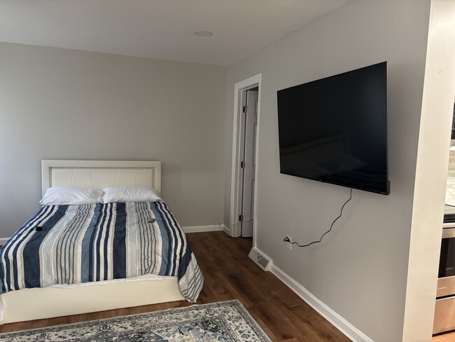 1692 Central Ave, Unit 103 in Albany, NY - Foto de edificio - Building Photo