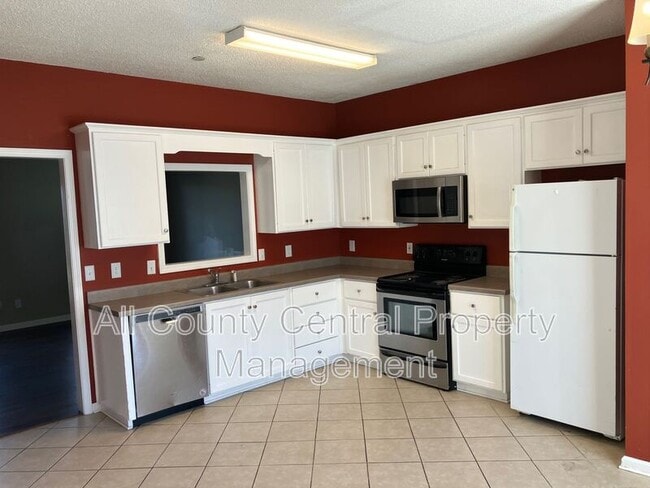 744 3rd St NE in Alabaster, AL - Building Photo - Building Photo