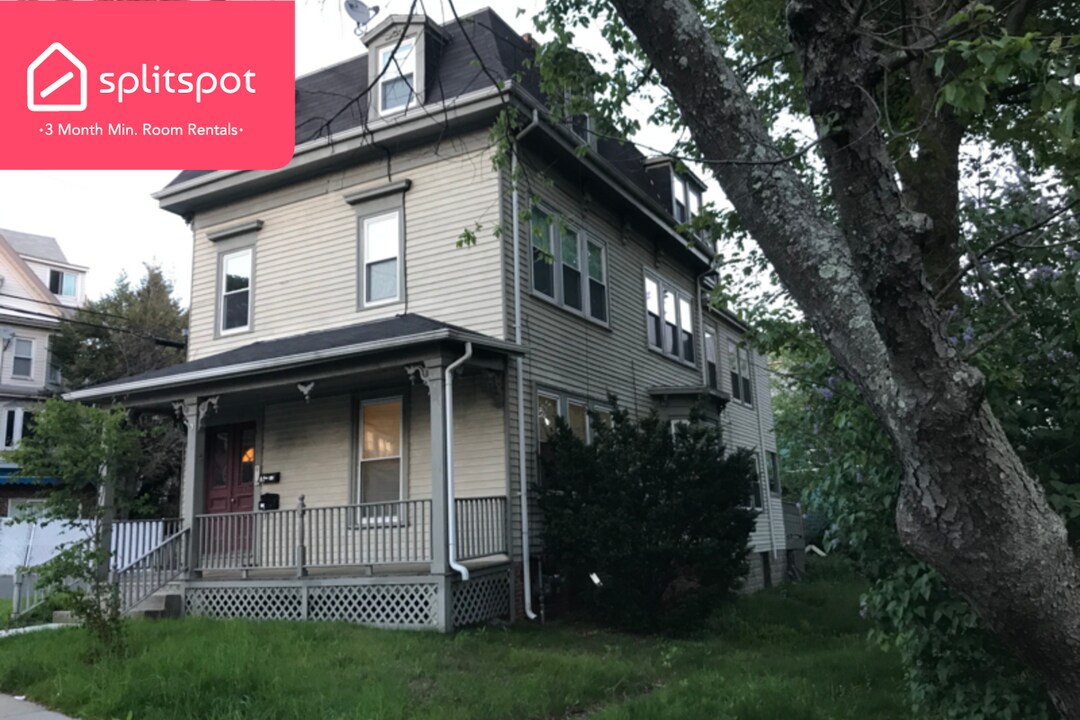33 Franklin St-Unit -Unit 2 in Chelsea, MA - Building Photo