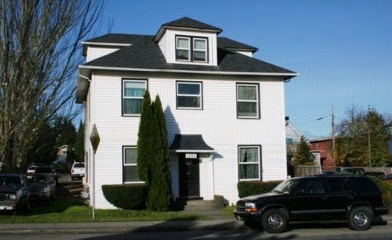 Burwell Apartments in Bremerton, WA - Building Photo