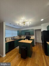 807 N Victoria Ave in Ventnor City, NJ - Building Photo - Building Photo