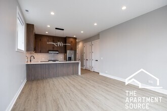 3738 S Calumet Ave, Unit 2S in Chicago, IL - Foto de edificio - Building Photo