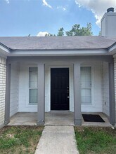 2304 Larston Ln in Cedar Park, TX - Building Photo - Building Photo