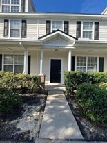 607 Hemingway Cir in Summerville, SC - Building Photo