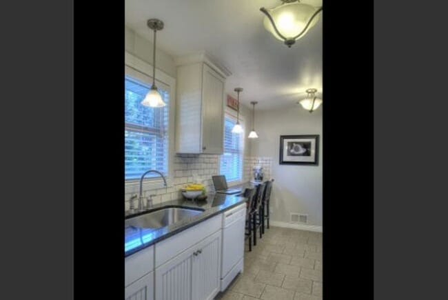 5614 N Forest Blvd in Spokane, WA - Building Photo - Building Photo