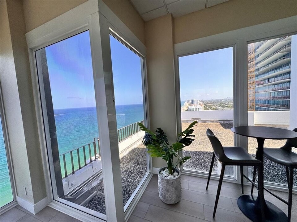 1370 S Ocean Blvd in Pompano Beach, FL - Building Photo