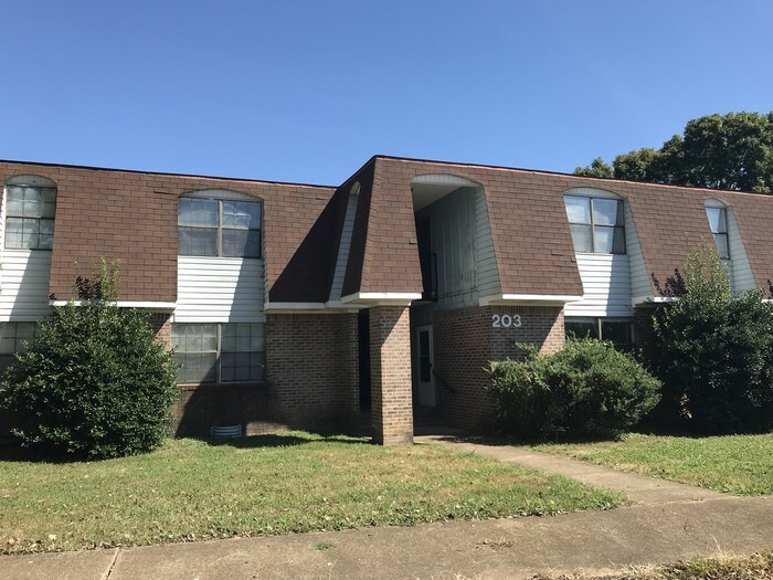 203 Eveningside Dr-Unit -22 in Soddy Daisy, TN - Building Photo