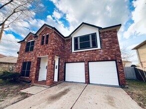 2206 Laurel Oak Dr in Missouri City, TX - Building Photo - Building Photo