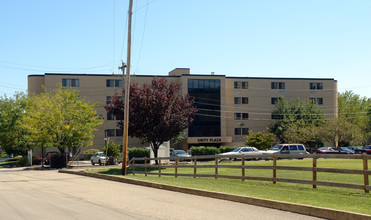 Gihon Unity Apartments in Parkersburg, WV - Building Photo - Building Photo