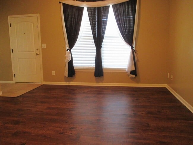 2223 Cinder Ln in Junction City, KS - Building Photo - Building Photo