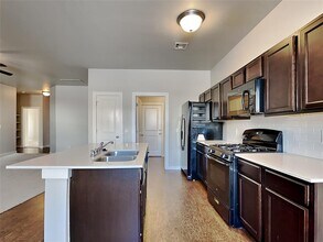 9049 NW 143rd St in Yukon, OK - Building Photo - Building Photo