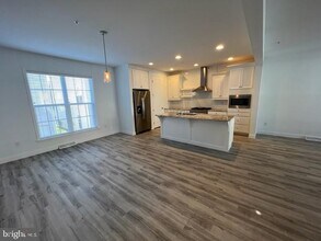 3228 Light Wy in Mechanicsburg, PA - Building Photo - Building Photo