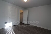 180 Opal Ct photo'