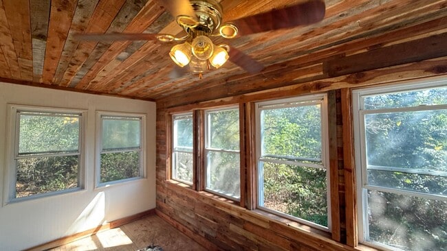 2 Koester Springs Rd in French Village, MO - Building Photo - Building Photo