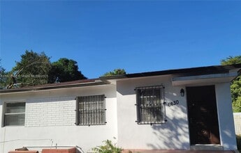 6630 NW 29th Ave in Miami, FL - Building Photo - Building Photo