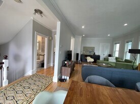 12 Seven Pines Ave, Unit 2 in Cambridge, MA - Building Photo