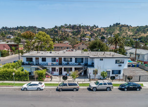 Midland Apartments in Los Angeles, CA - Building Photo - Primary Photo