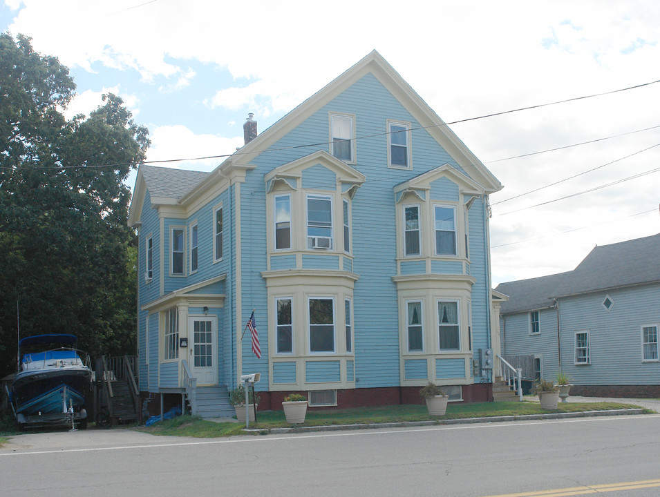 169 Bridge Rd in Salisbury, MA - Building Photo