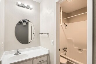 Cherry Hill Lofts in Austin, TX - Building Photo - Building Photo