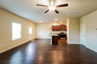 525 Clover Cir in Springville, AL - Building Photo - Building Photo