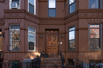 706 Union St in Brooklyn, NY - Building Photo - Building Photo