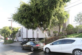 Cheviot House in Los Angeles, CA - Building Photo - Building Photo