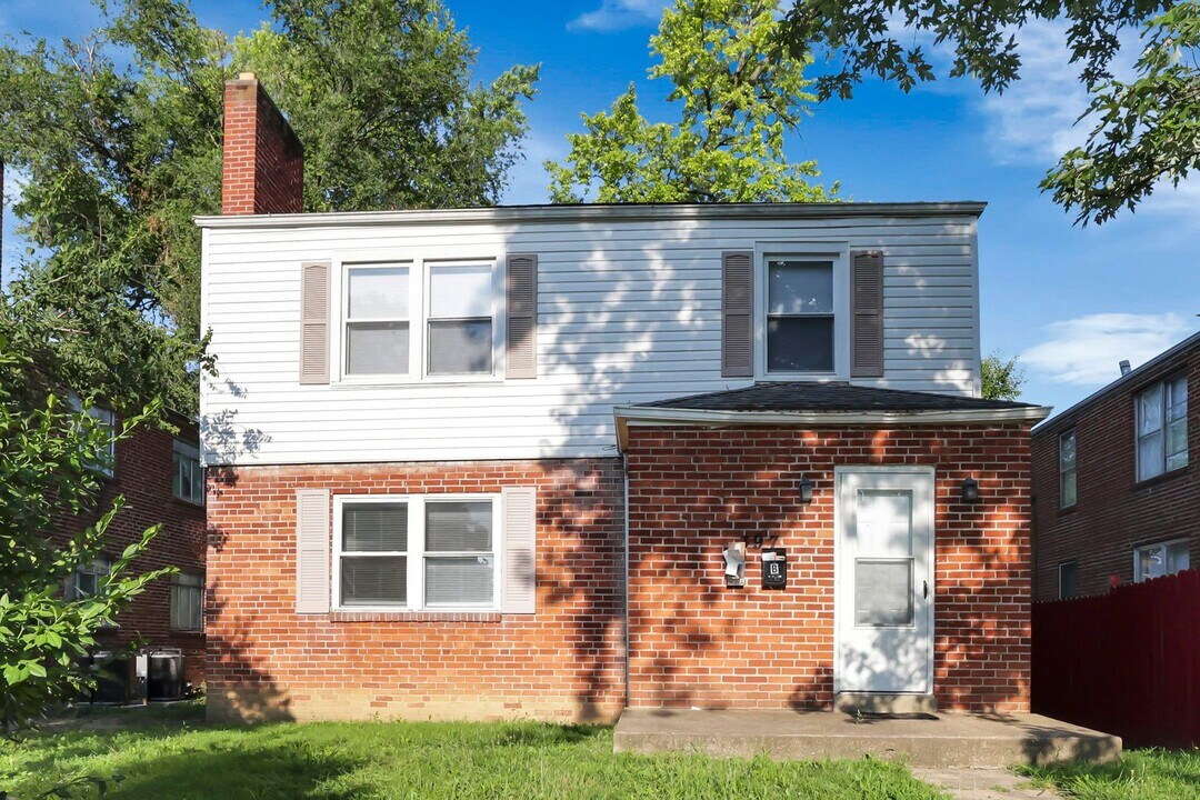 397 S Chase Ave in Columbus, OH - Building Photo