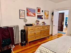 1122 Commonwealth Ave in Boston, MA - Building Photo - Building Photo