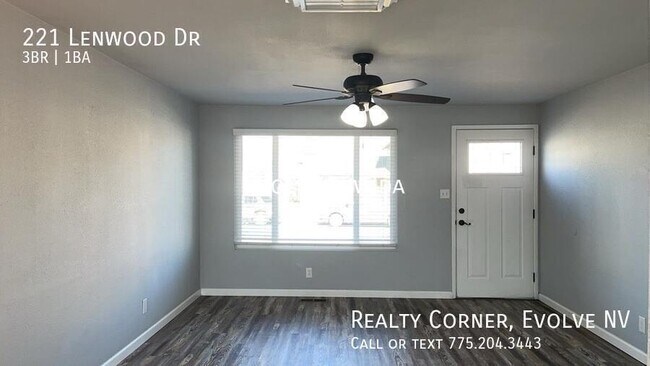 221 Lenwood Dr in Sparks, NV - Building Photo - Building Photo