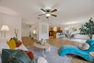 11009 Roderick Lawson Ln in Austin, TX - Building Photo - Building Photo
