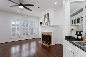 3702 Holland Ave in Dallas, TX - Building Photo - Building Photo
