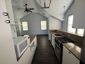 9267 E 107th Ave, Unit Apartment in Commerce City, CO - Foto de edificio - Building Photo