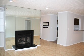 208 Wynnes Ridge Cir SE in Marietta, GA - Building Photo - Building Photo