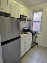 15-15 Bryant Crescent in White Plains, NY - Building Photo - Building Photo