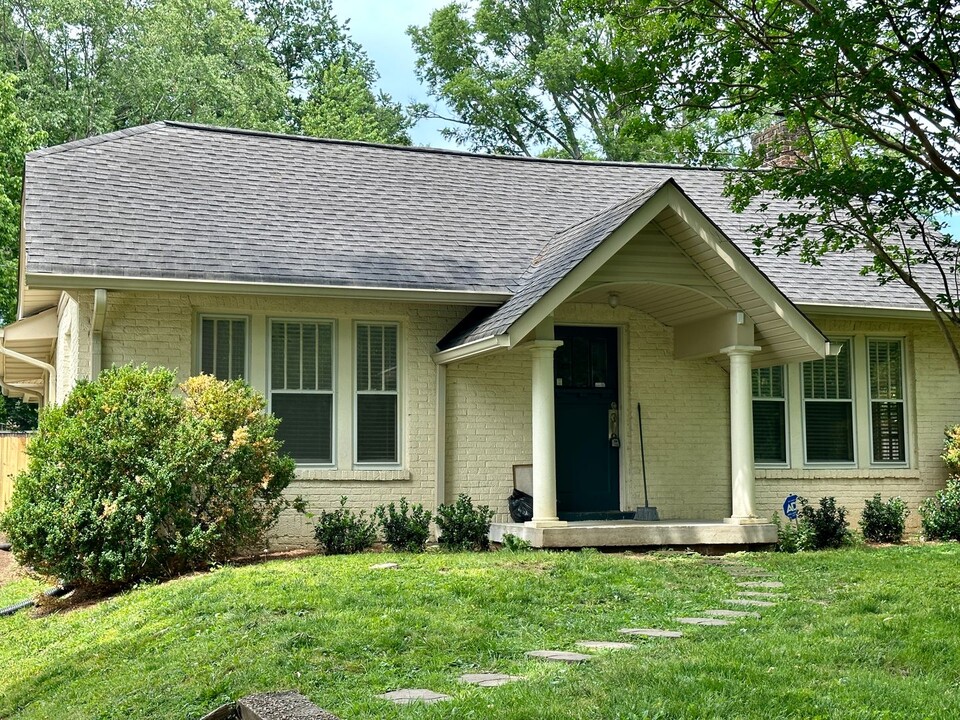 4208 Murphy Rd in Nashville, TN - Foto de edificio
