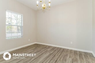 8132 Hilsdale Rd in Jacksonville, FL - Building Photo - Building Photo