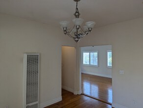 3632 2nd St, Unit 4 in Long Beach, CA - Building Photo - Building Photo