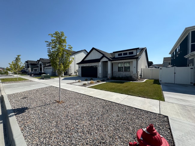 2957 S 2600 W St in Syracuse, UT - Building Photo - Building Photo