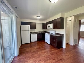 1634 Cherry Ln in Richland, WA - Building Photo - Building Photo