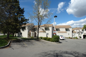 Treehouse Apartments in Boise, ID - Building Photo - Building Photo