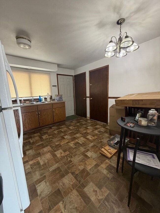 property at 102 S Midpark Dr