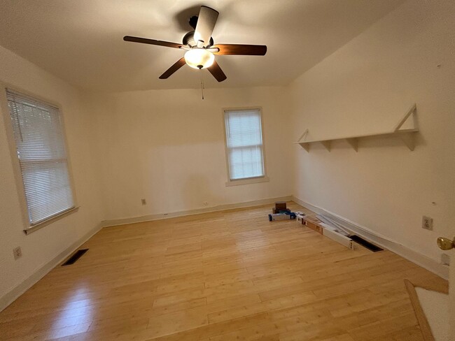 225-225 Sampson St NE in Atlanta, GA - Building Photo - Building Photo