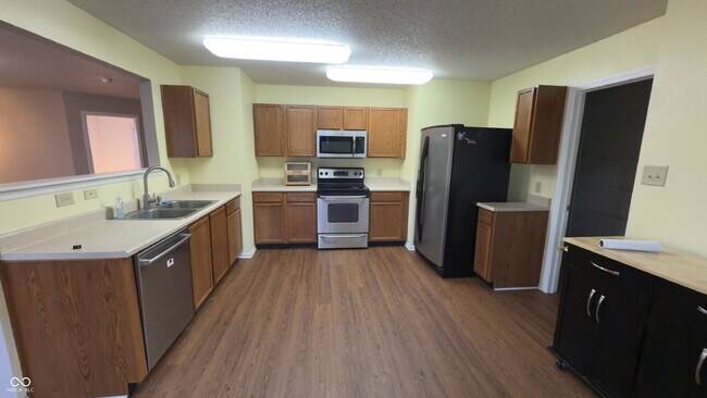 2992 Sentiment Ln in Greenwood, IN - Building Photo - Building Photo